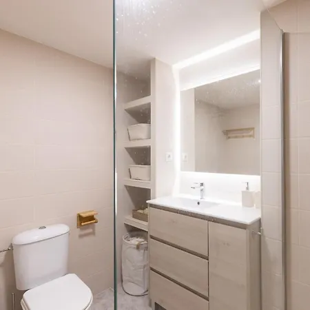 Ancora Planetcostadorada Apartment